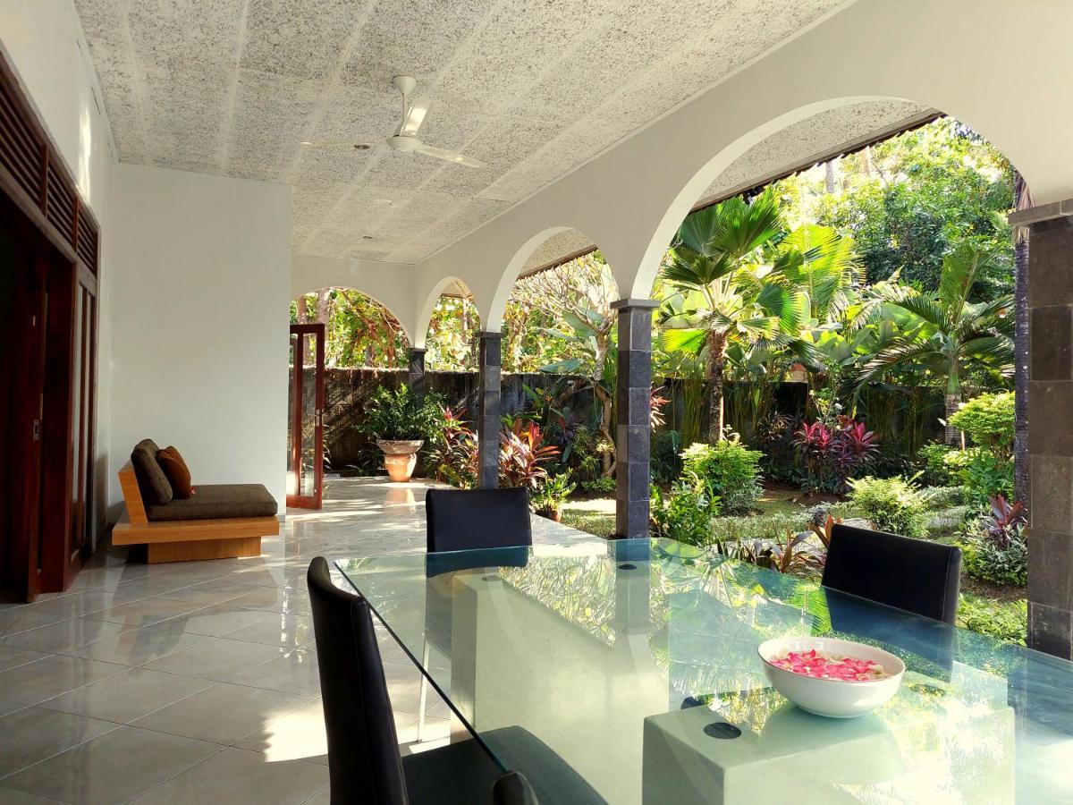 Villa Kelapa Lovina Екстериор снимка