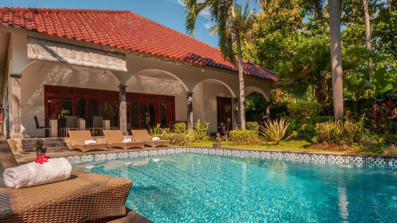 Villa Kelapa Lovina Екстериор снимка