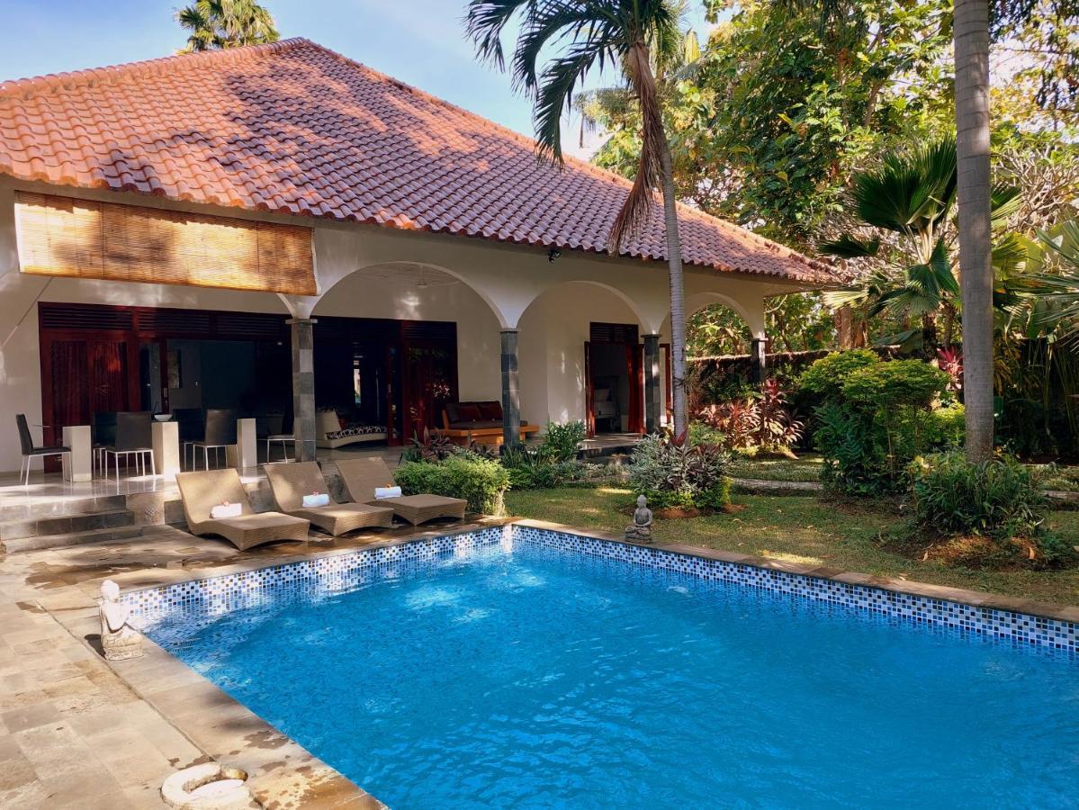 Villa Kelapa Lovina Екстериор снимка